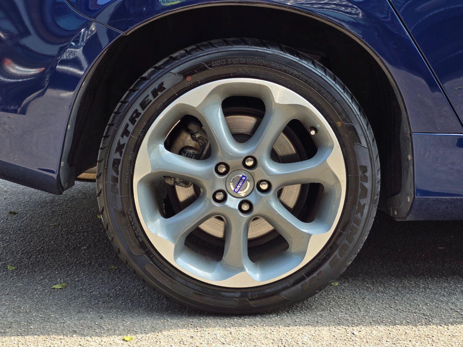 Used Volvo V60 2013 for sale - 77189369: Photo 63