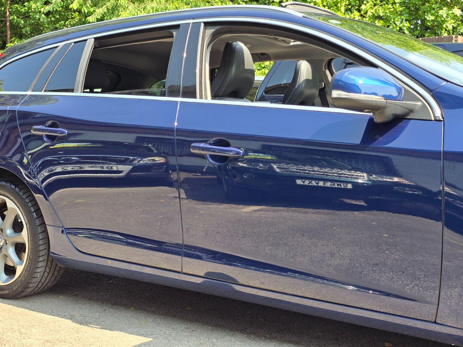 Used Volvo V60 2013 for sale - 77189369: Photo 67