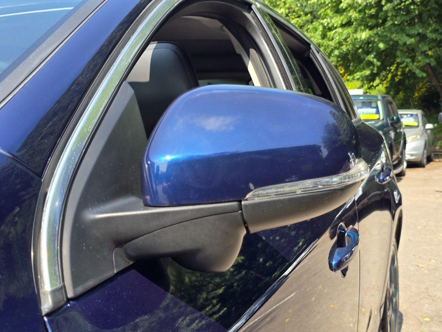 Used Volvo V60 2013 for sale - 77189369: Photo 76