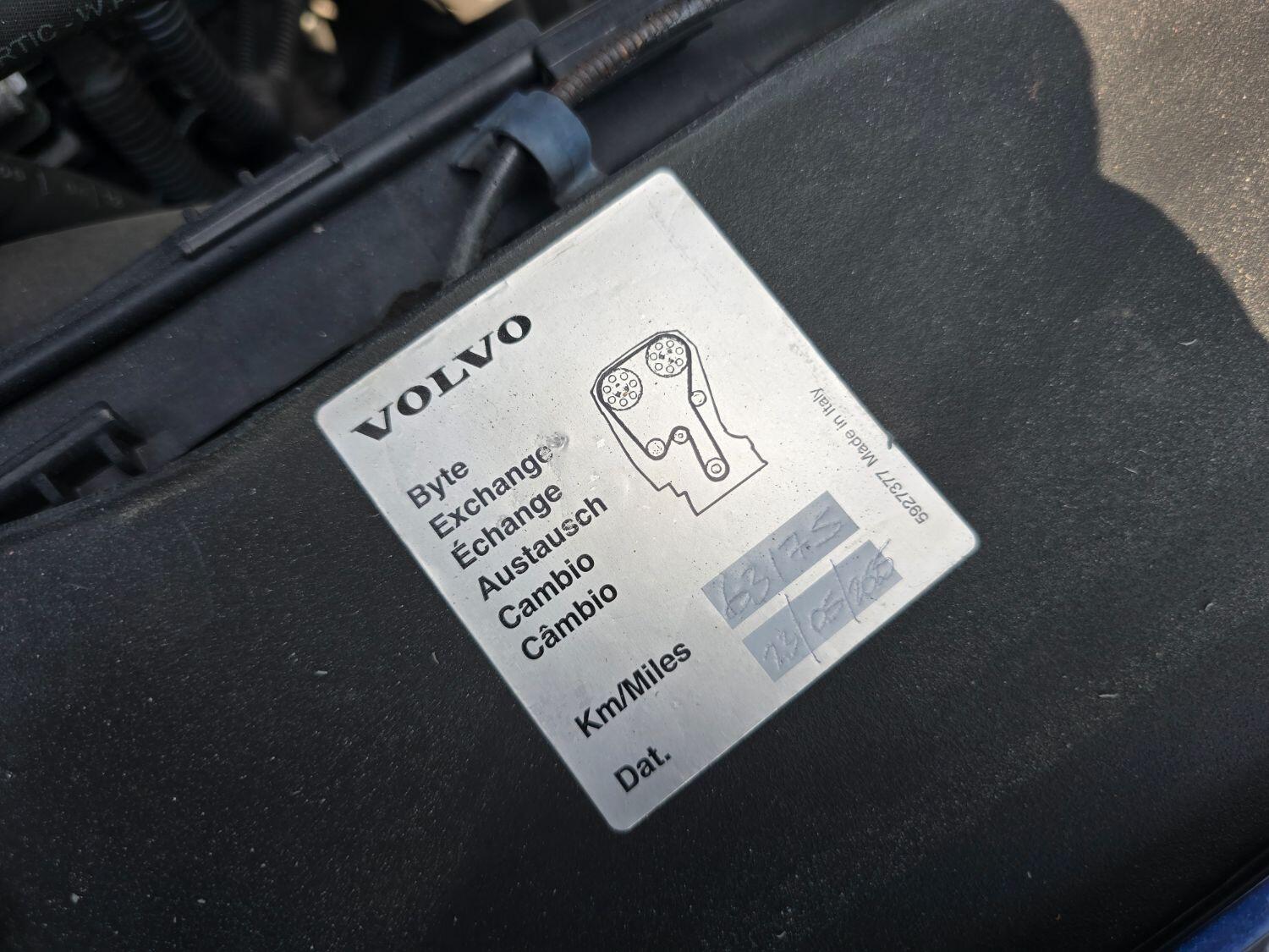 Used Volvo V60 2013 for sale - 77189369: Photo 84