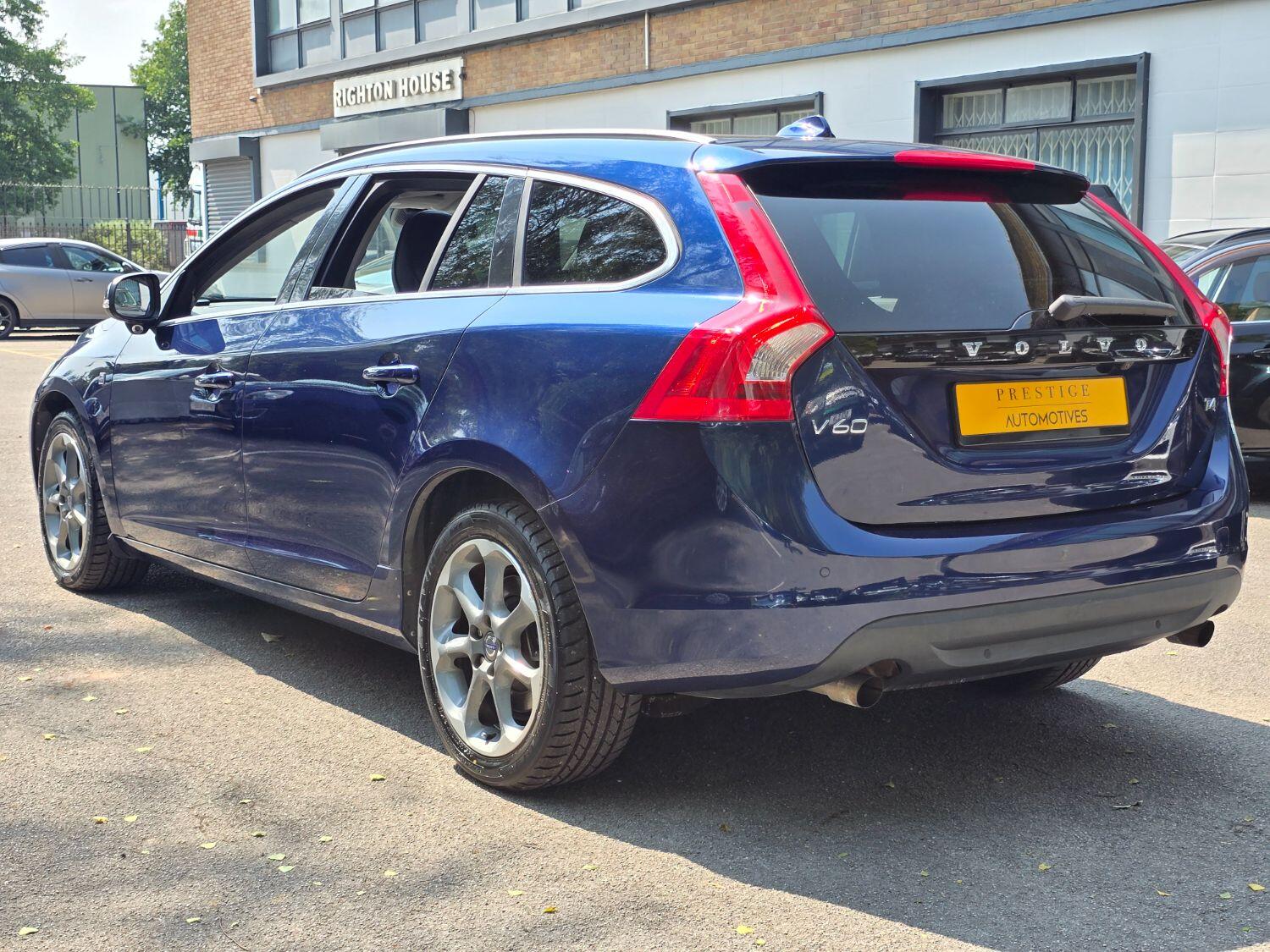 Used Volvo V60 2013 for sale - 77189369: Photo 9