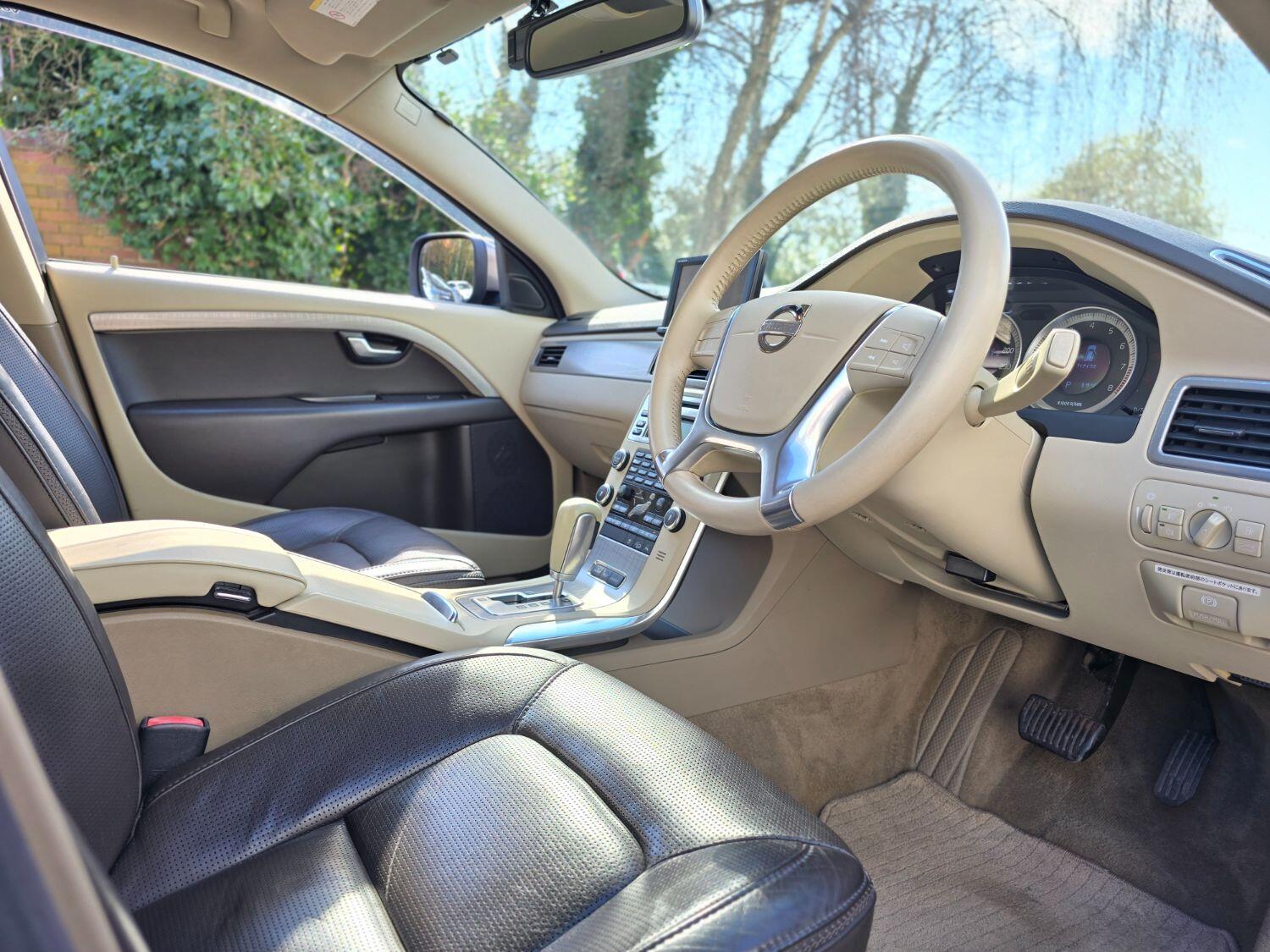 Used Volvo XC70 2011 for sale - 77189407: Photo 20