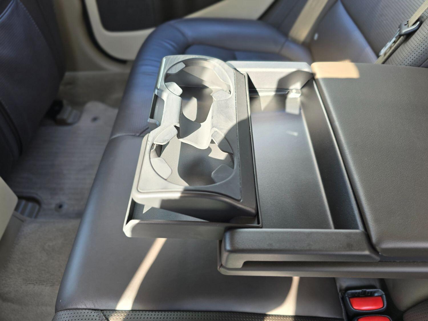 Used Volvo XC70 2011 for sale - 77189407: Photo 31