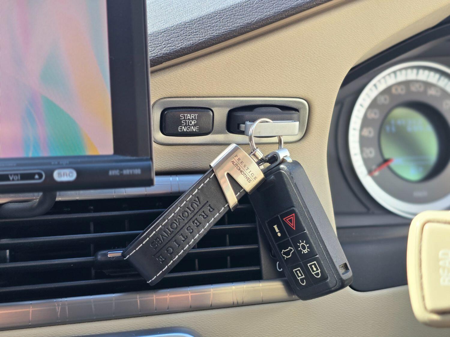 Used Volvo XC70 2011 for sale - 77189407: Photo 49