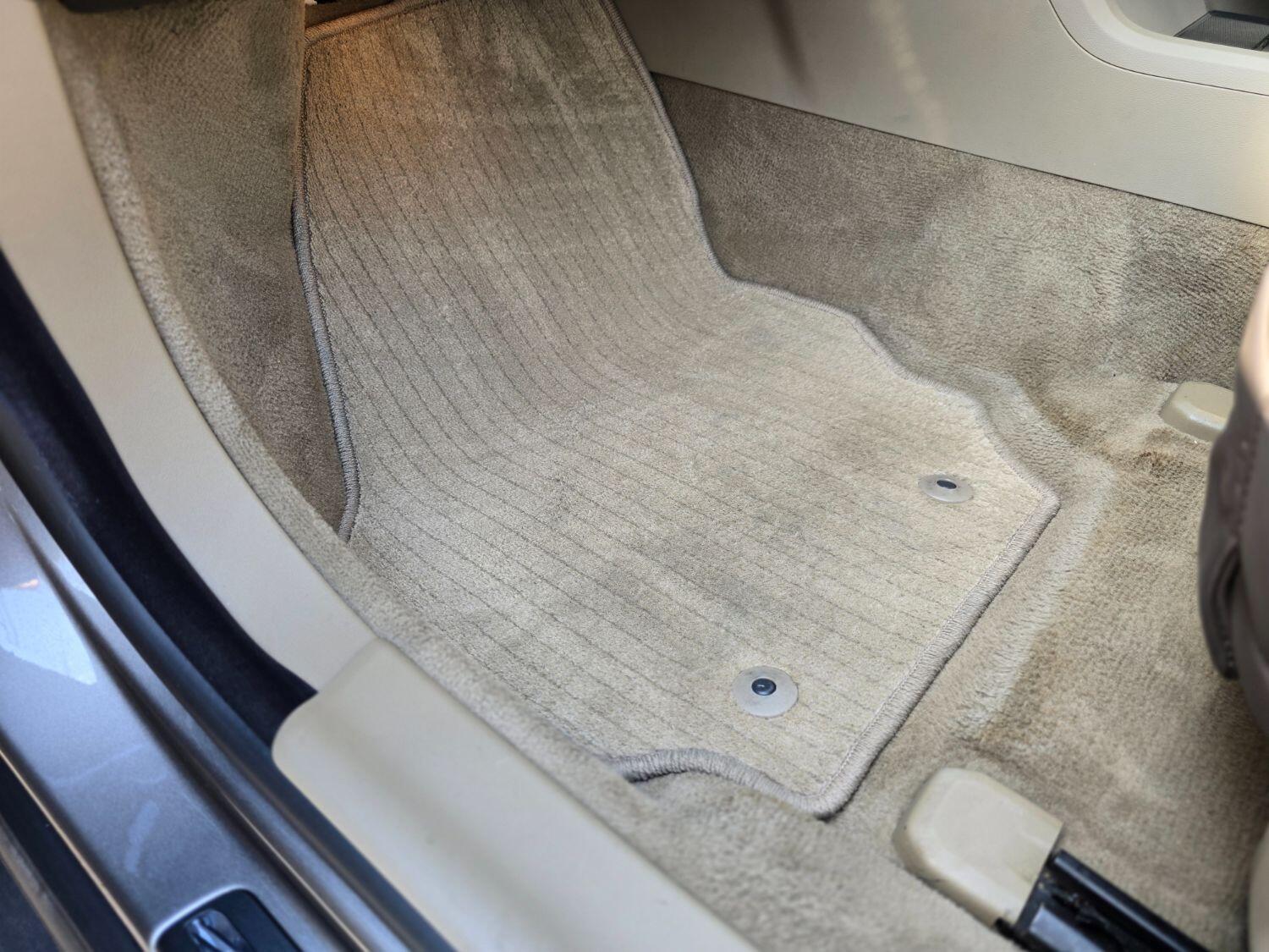 Used Volvo XC70 2011 for sale - 77189407: Photo 52