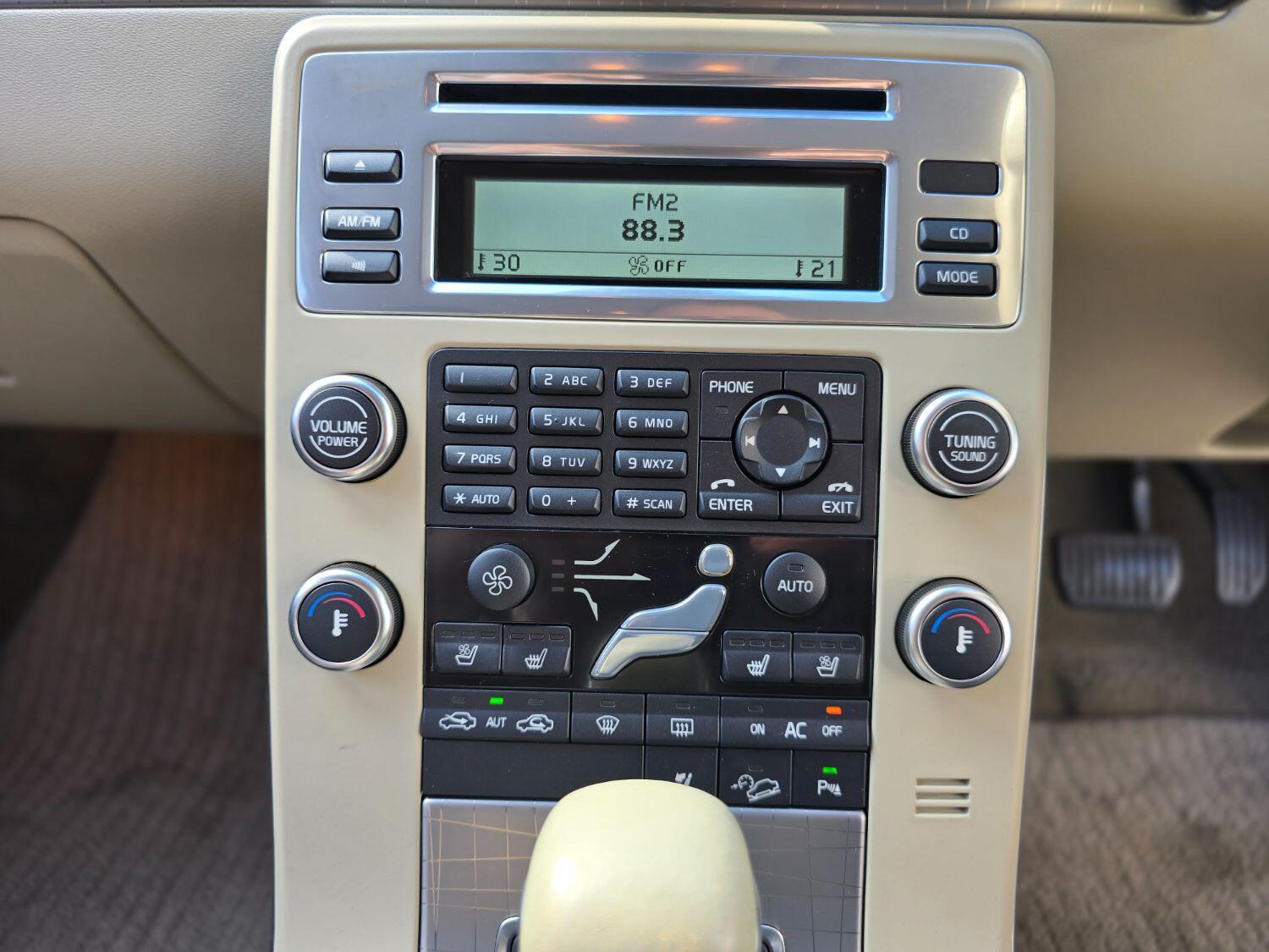 Used Volvo XC70 2011 for sale - 77189407: Photo 53