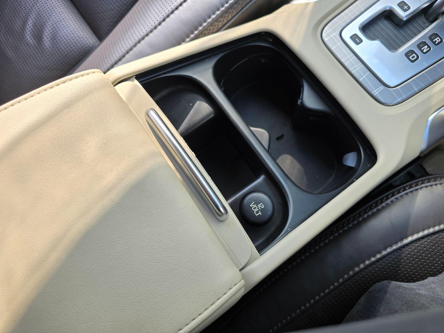 Used Volvo XC70 2011 for sale - 77189407: Photo 59