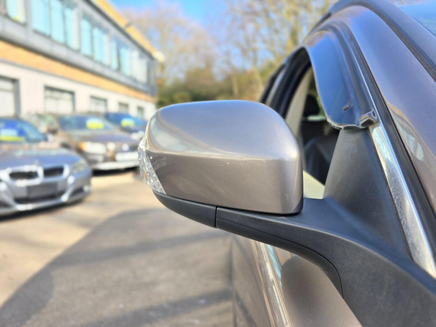 Used Volvo XC70 2011 for sale - 77189407: Photo 87