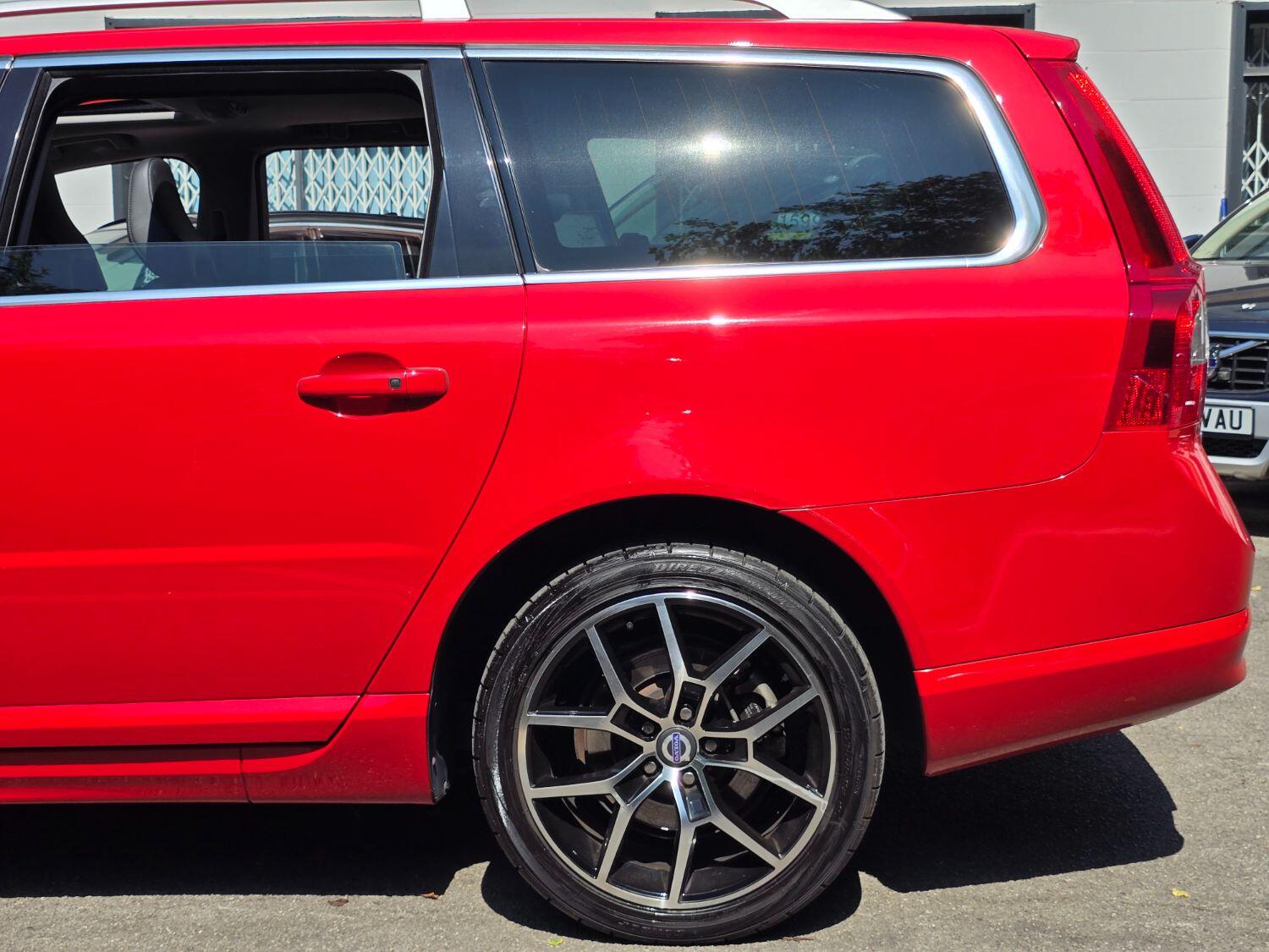 Used Volvo V70 2011 for sale - 77189368: Photo 13