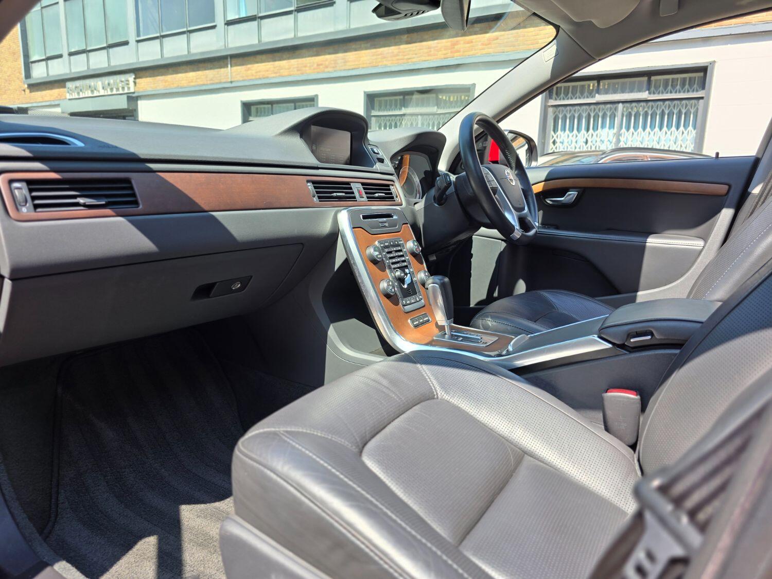 Used Volvo V70 2011 for sale - 77189368: Photo 19