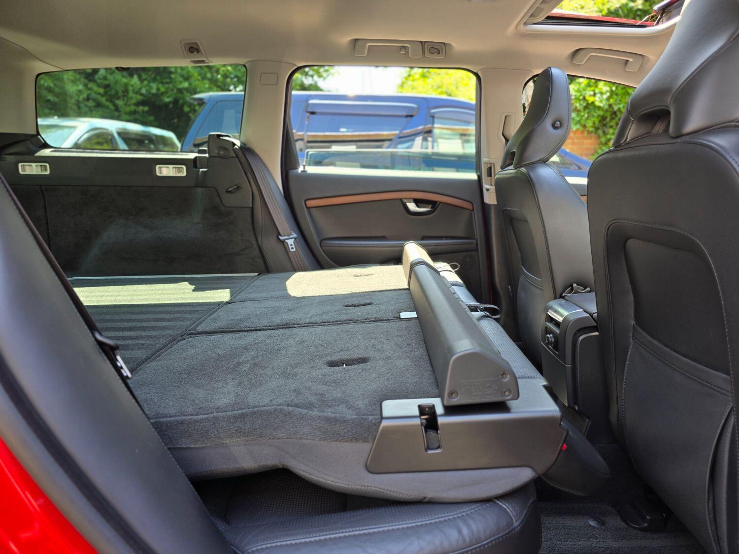 Used Volvo V70 2011 for sale - 77189368: Photo 27