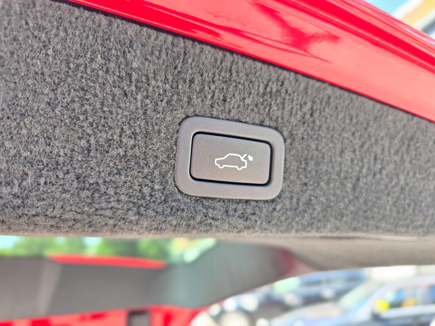 Used Volvo V70 2011 for sale - 77189368: Photo 34