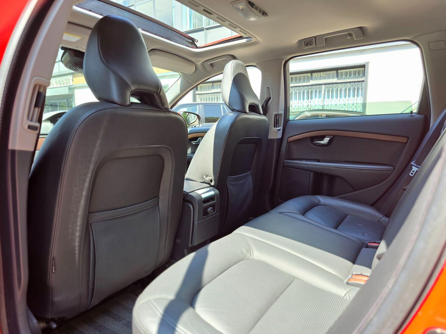 Used Volvo V70 2011 for sale - 77189368: Photo 35