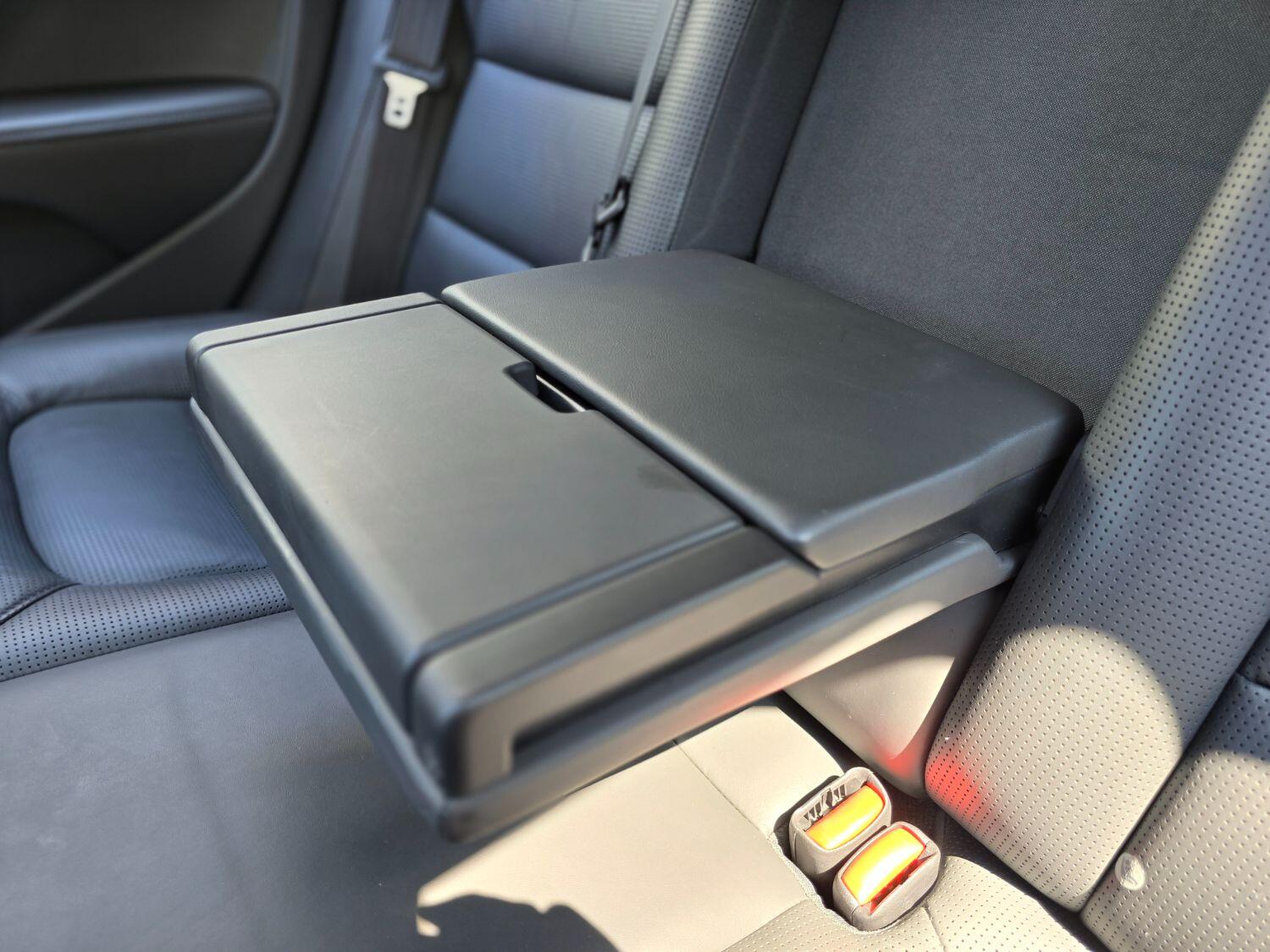 Used Volvo V70 2011 for sale - 77189368: Photo 39