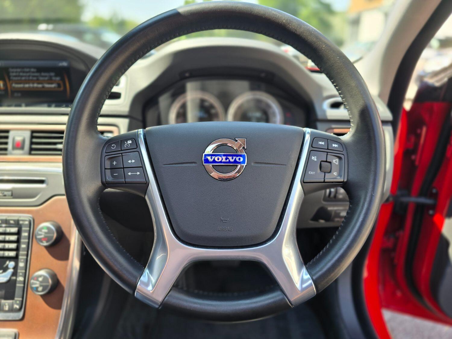 Used Volvo V70 2011 for sale - 77189368: Photo 50