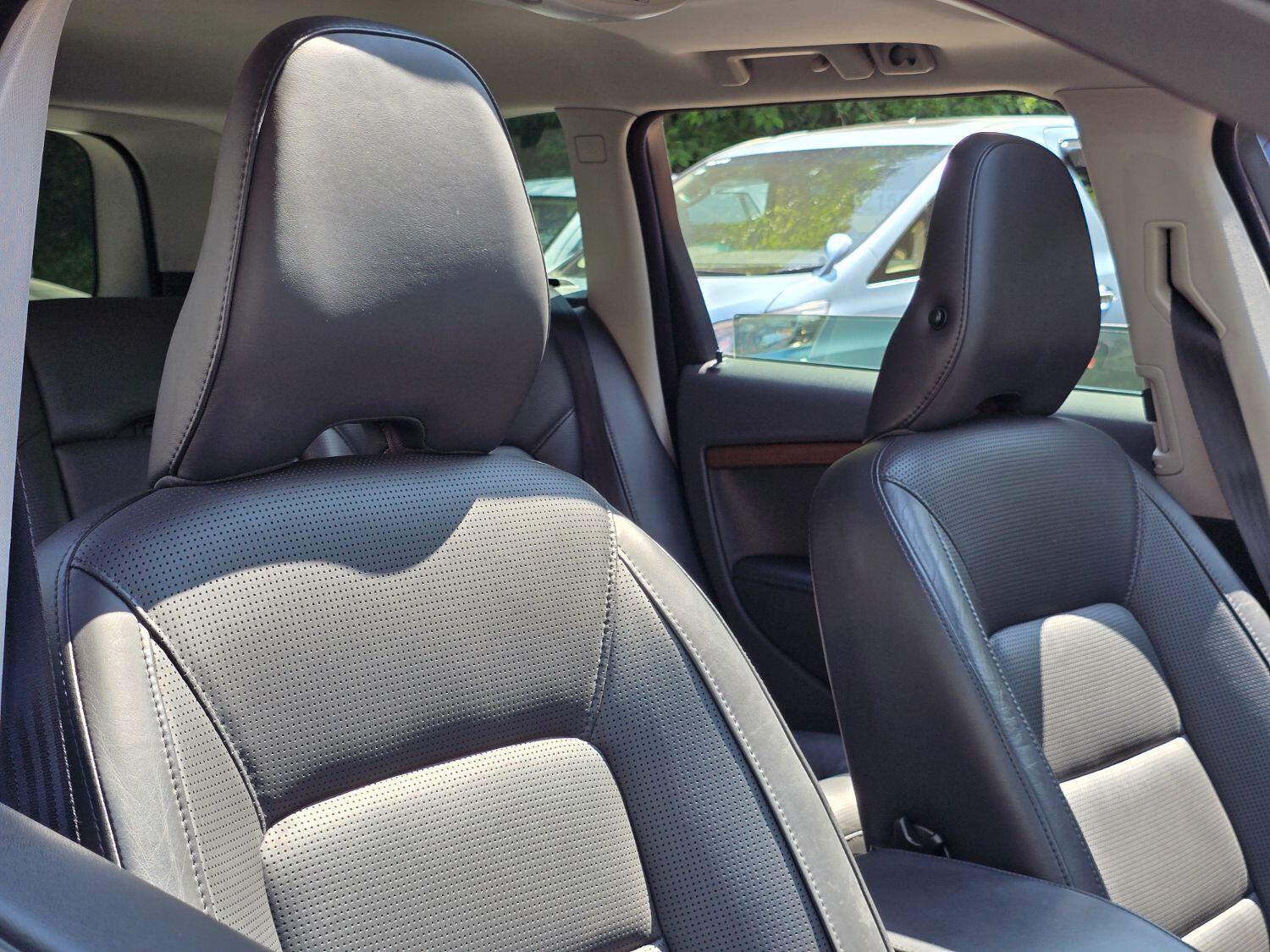 Used Volvo V70 2011 for sale - 77189368: Photo 82