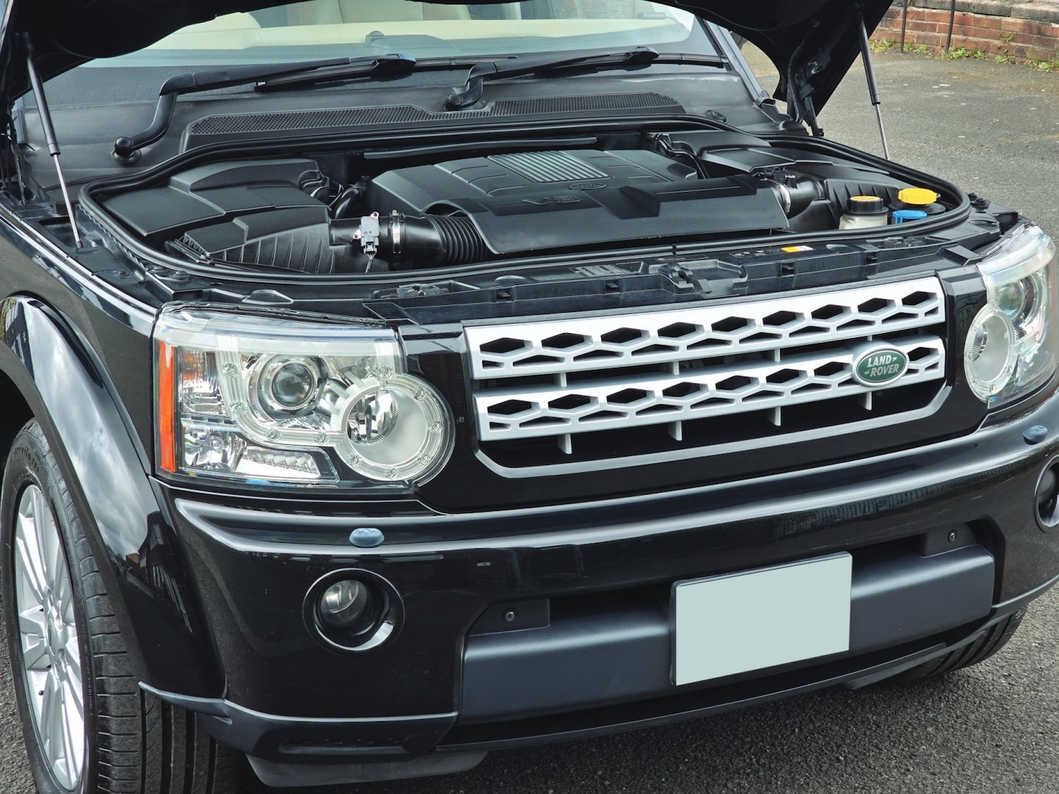 Used Land Rover Discovery 4 for sale - 78155456: Photo 14