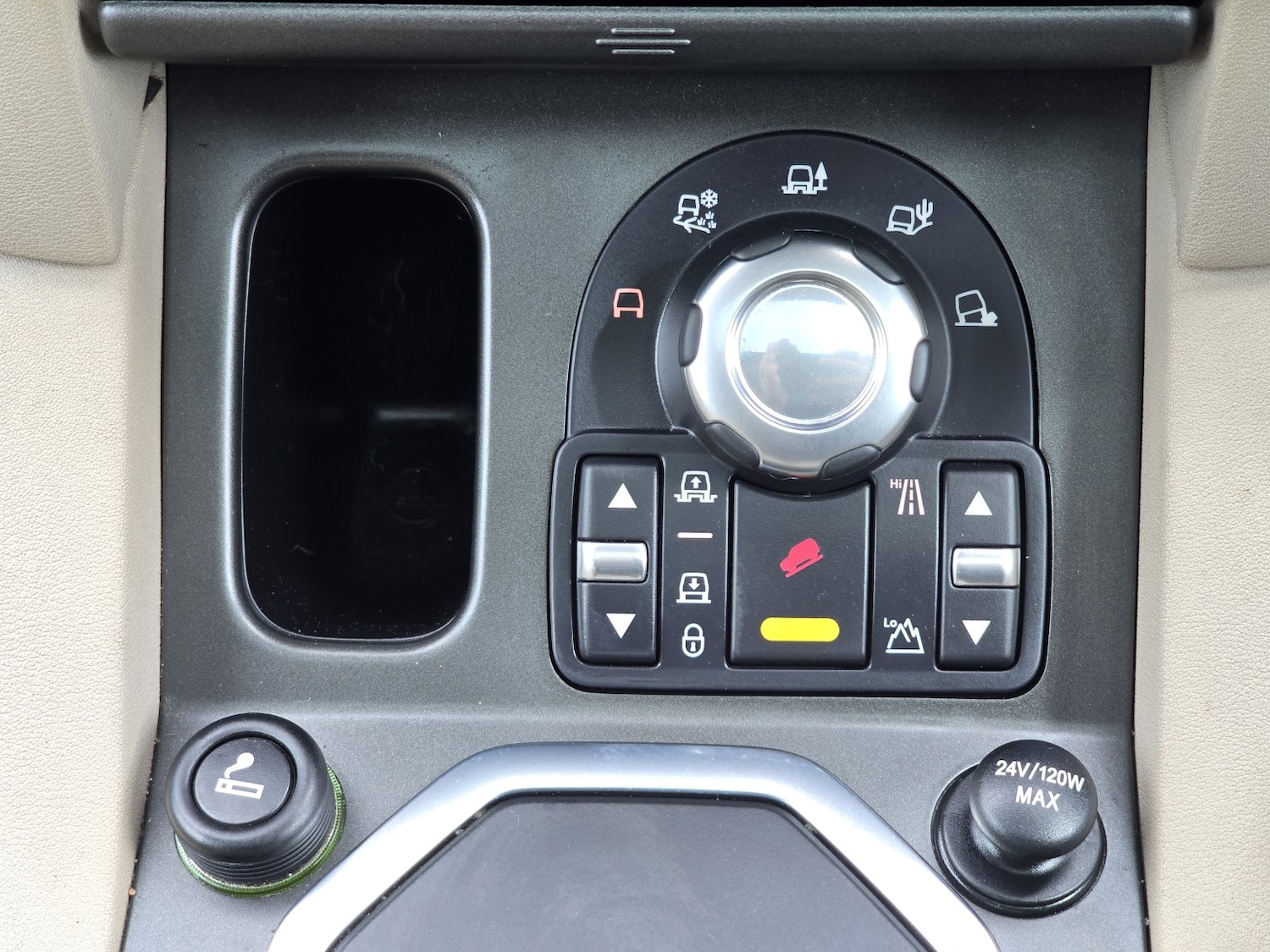 Used Land Rover Discovery 4 for sale - 78155456: Photo 26