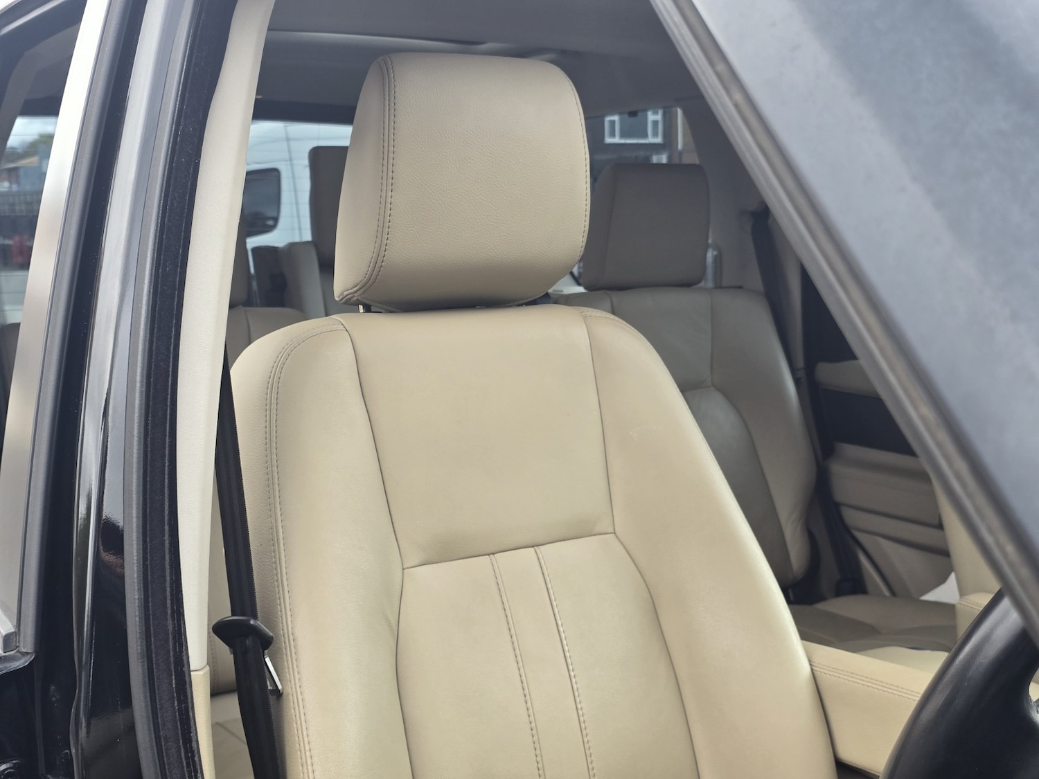 Used Land Rover Discovery 4 for sale - 78155456: Photo 32