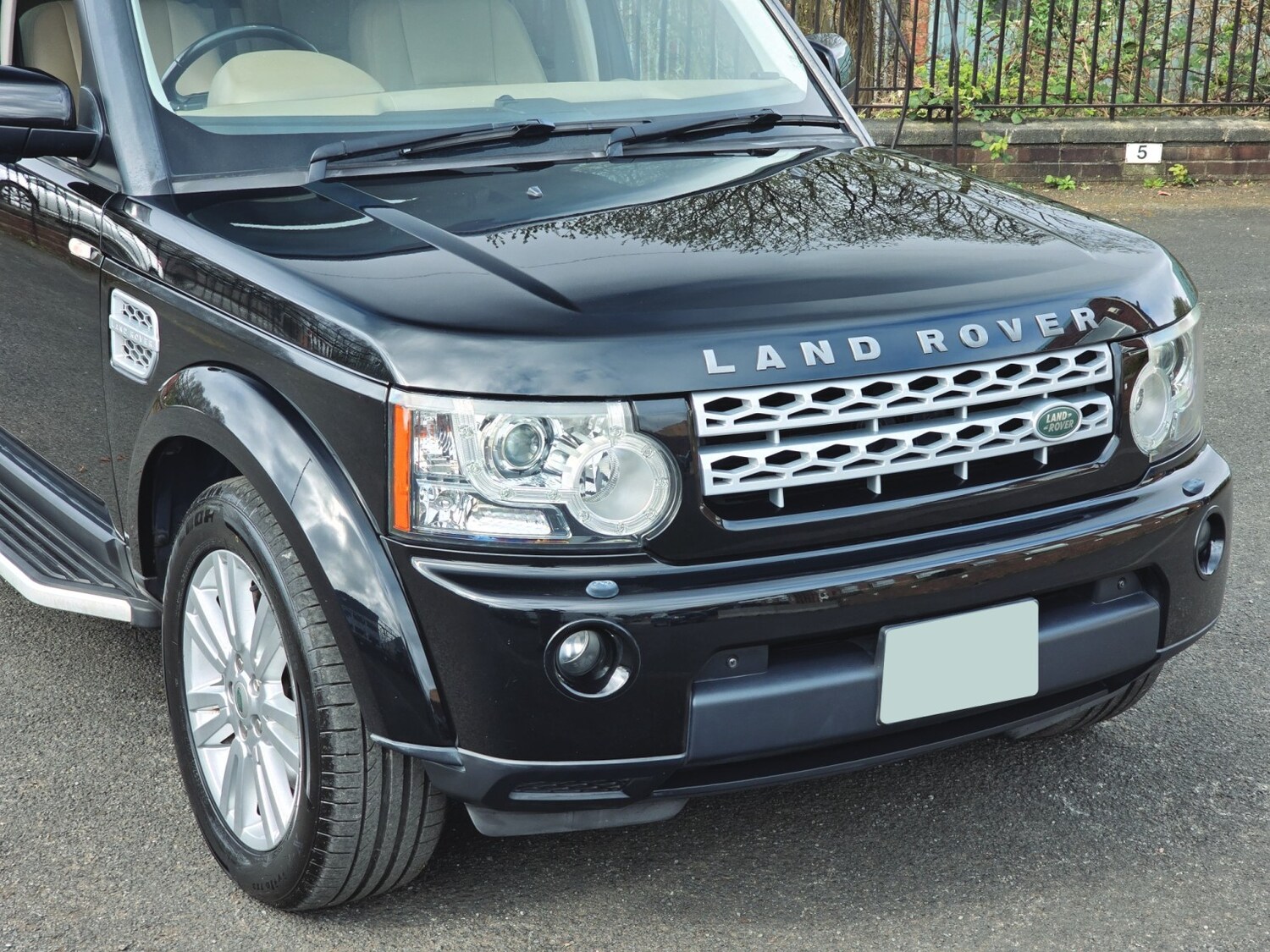 Used Land Rover Discovery 4 for sale - 78155456: Photo 41