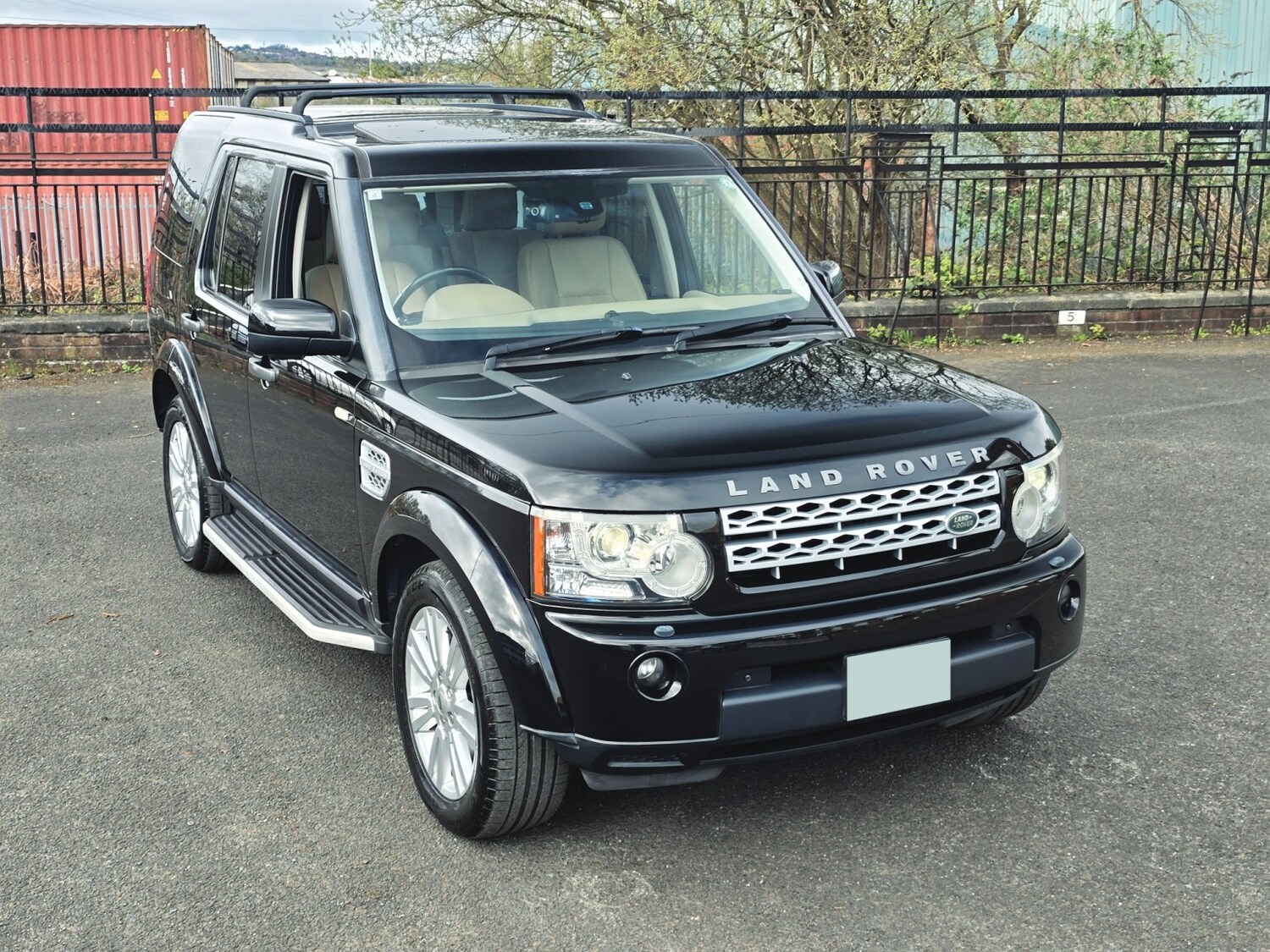 Used Land Rover Discovery 4 for sale - 78155456: Photo 42