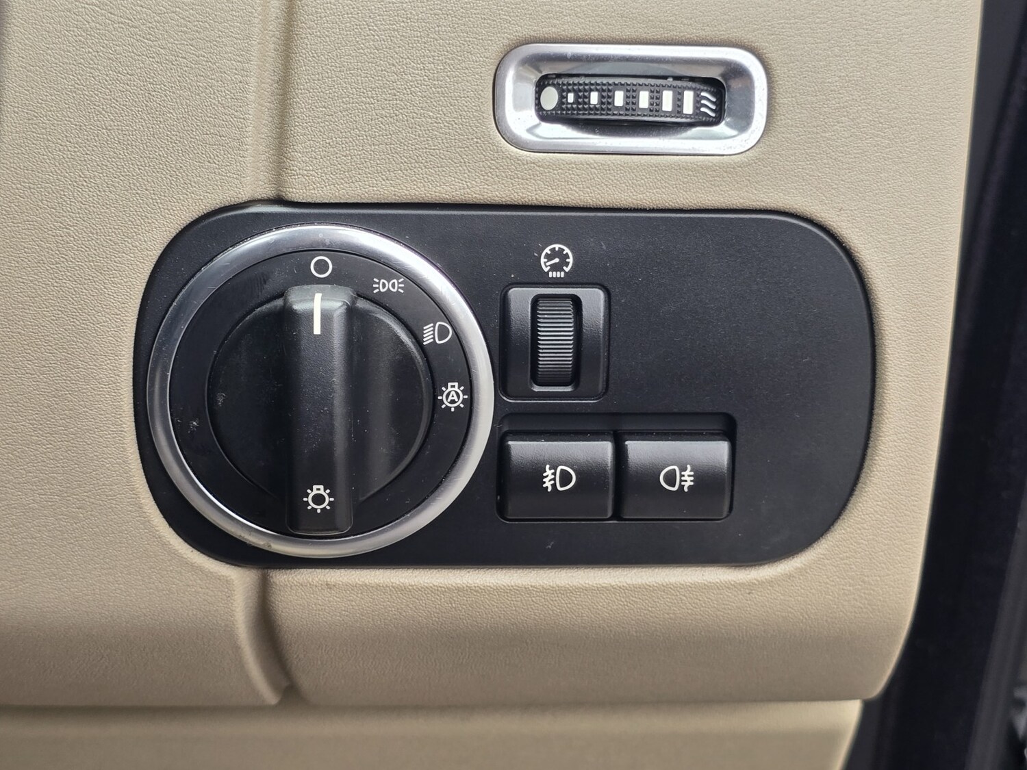 Used Land Rover Discovery 4 for sale - 78155456: Photo 47