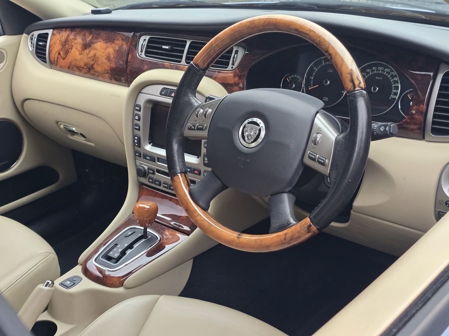 Used Jaguar X-Type 2024 for sale - 77781802: Photo 12