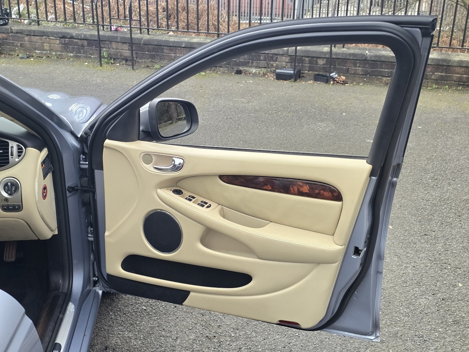 Used Jaguar X-Type 2024 for sale - 77781802: Photo 25