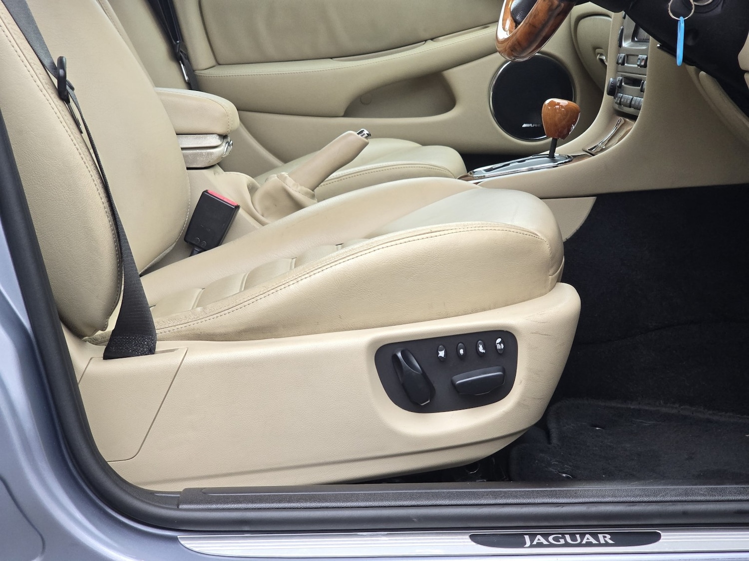 Used Jaguar X-Type 2024 for sale - 77781802: Photo 27
