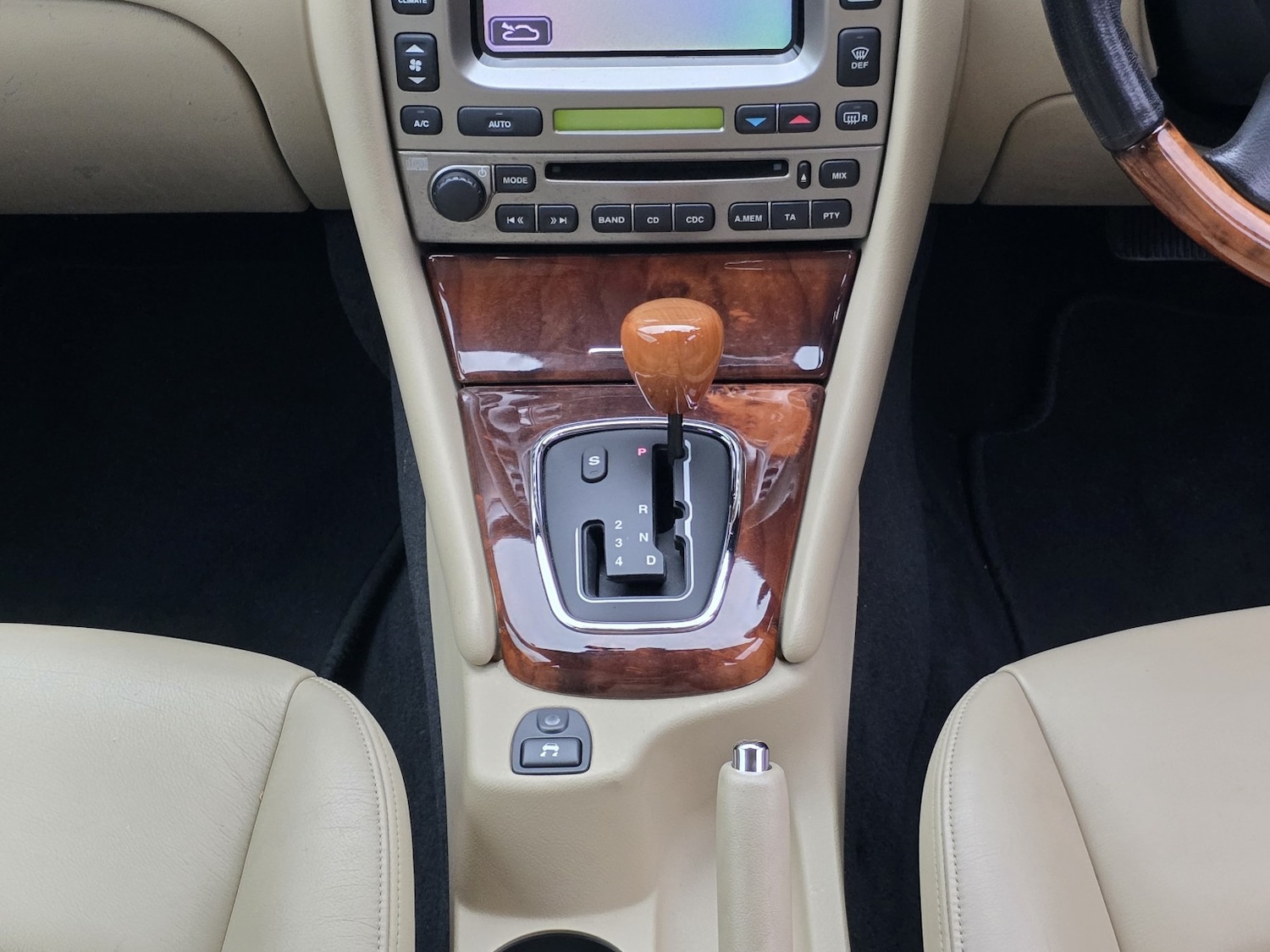 Used Jaguar X-Type 2024 for sale - 77781802: Photo 32