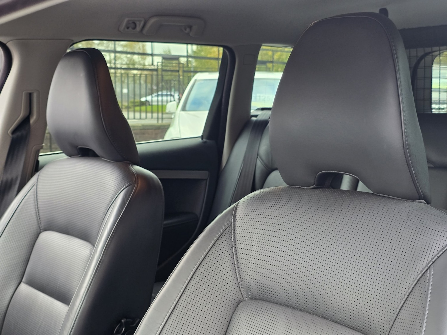 Used Volvo V70 for sale - 77189387: Photo 10