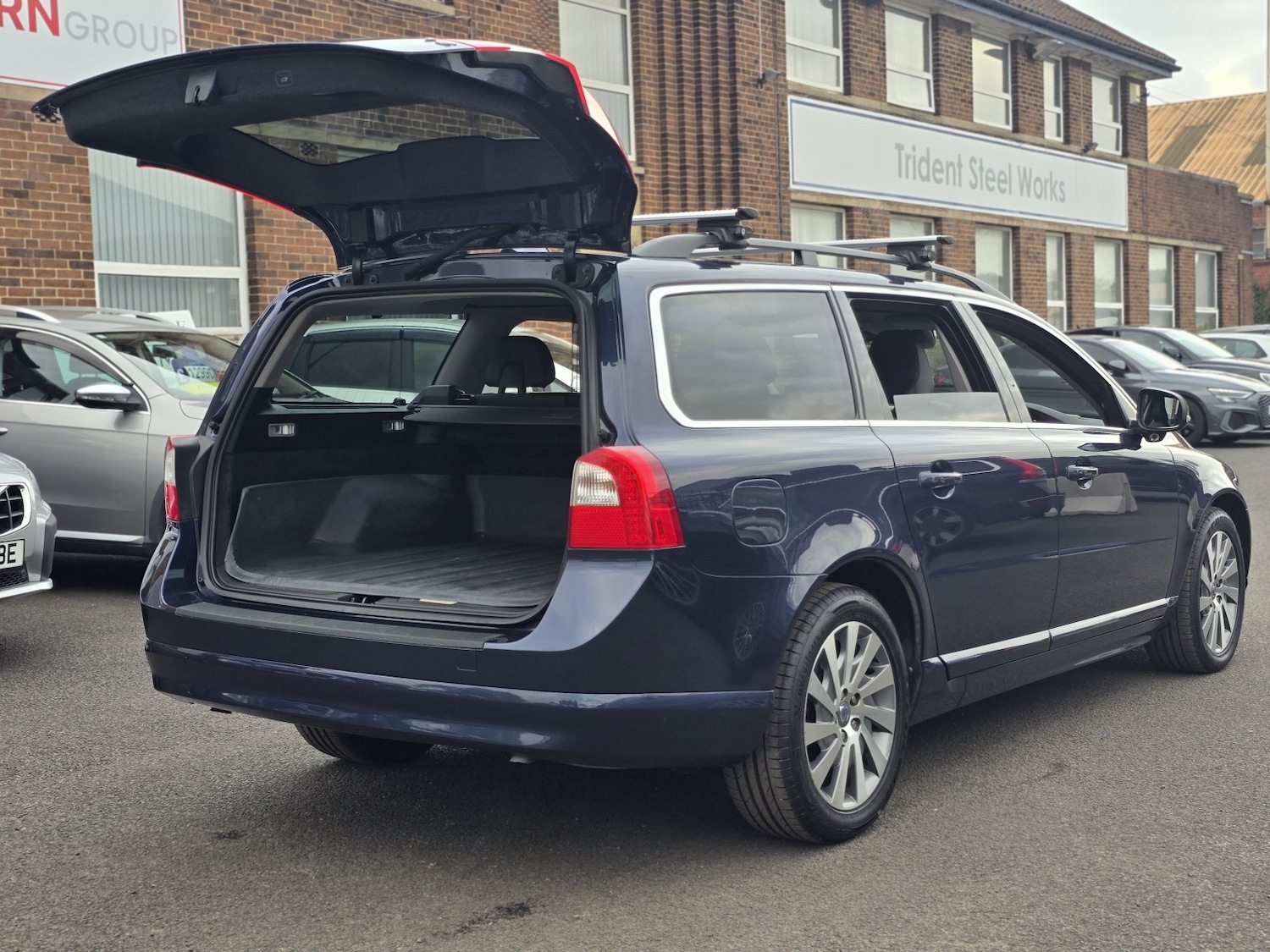 Used Volvo V70 for sale - 77189387: Photo 27