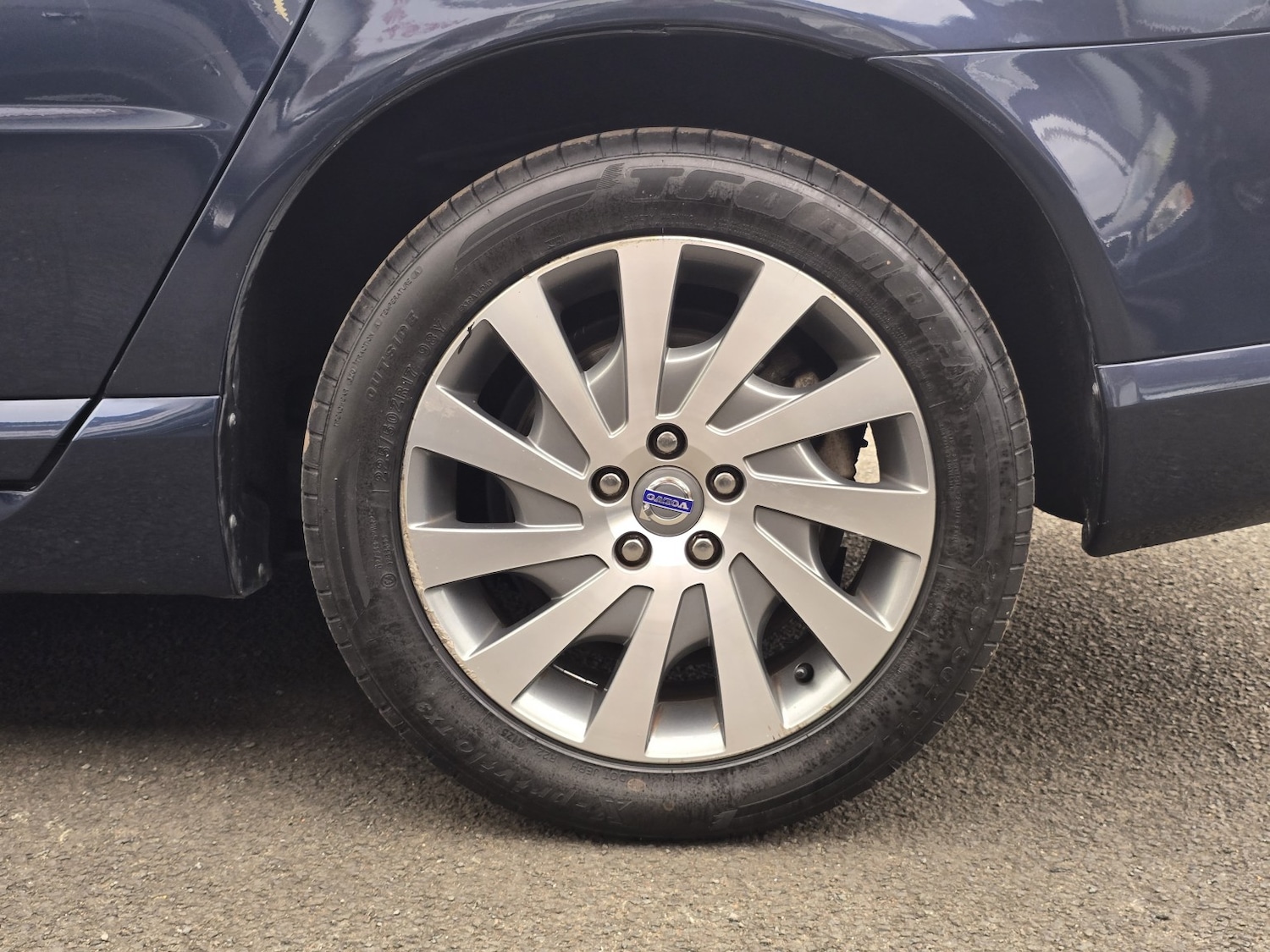 Used Volvo V70 for sale - 77189387: Photo 46