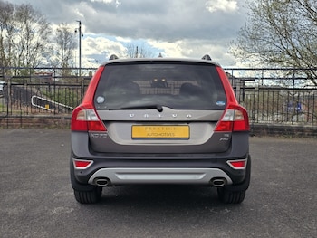 Used Volvo XC70 2010 for sale - 79552035: Photo