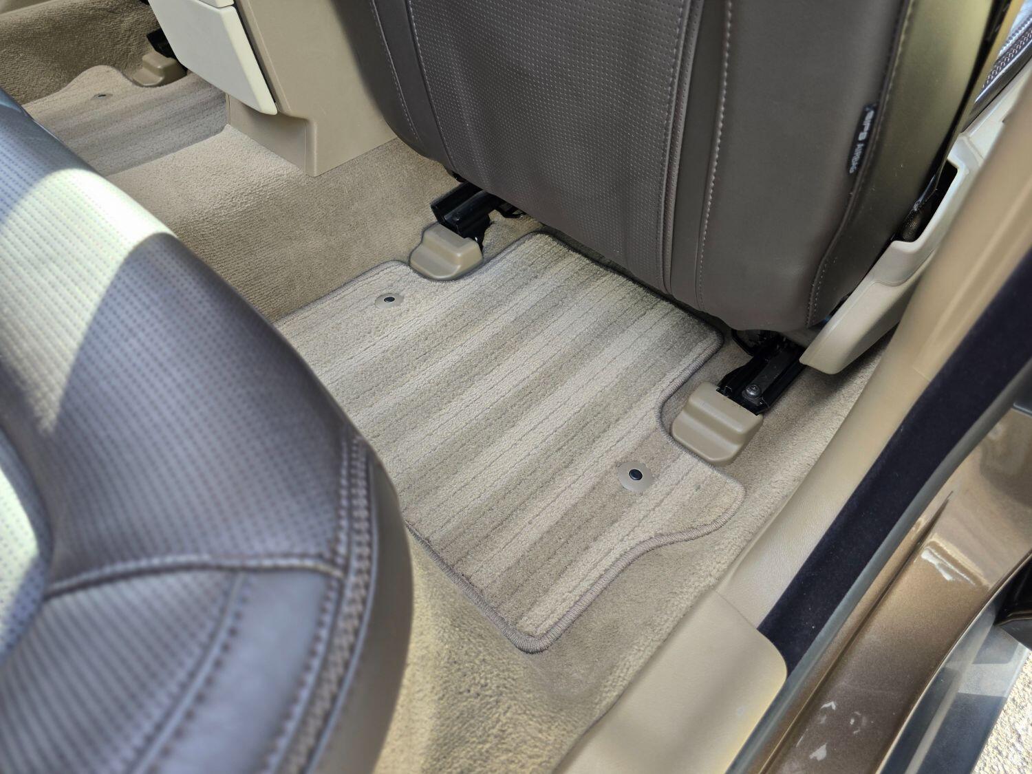 Used Volvo XC70 2013 for sale - 77694415: Photo 46