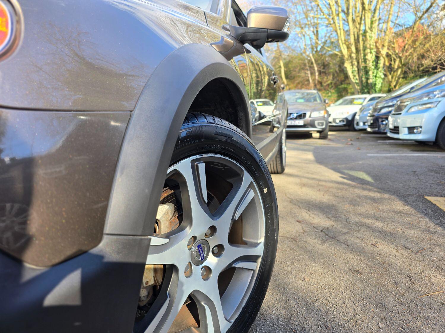 Used Volvo XC70 2013 for sale - 77694415: Photo 66