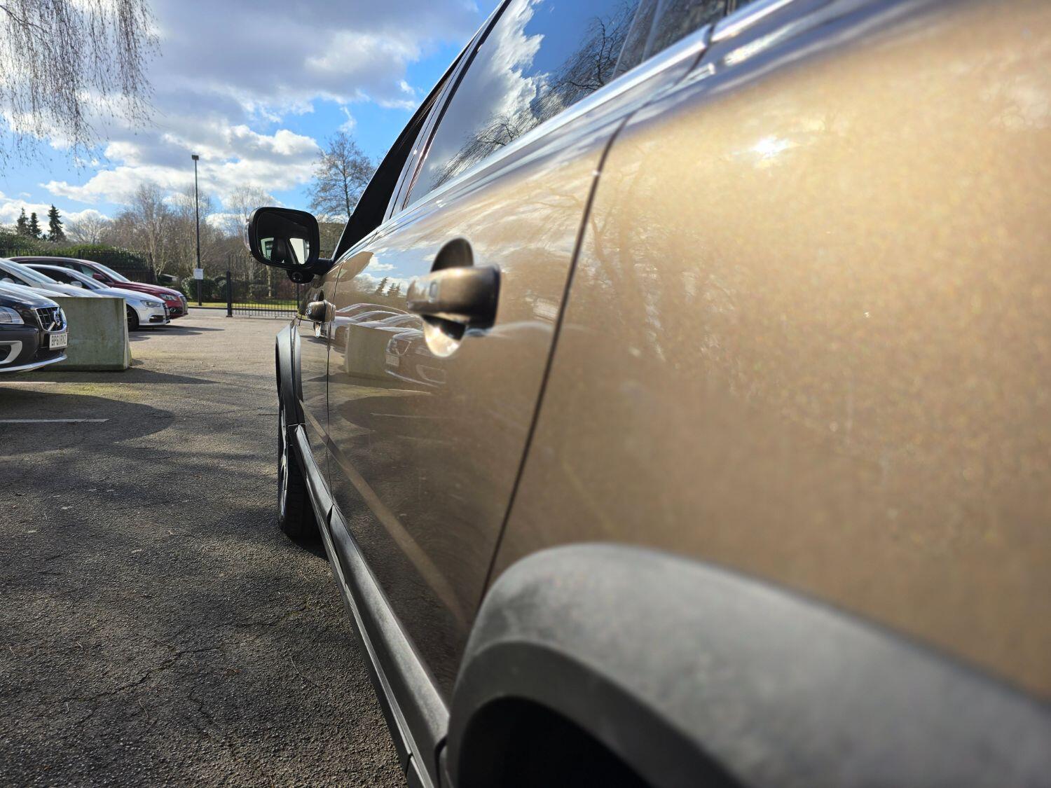 Used Volvo XC70 2013 for sale - 77694415: Photo 68