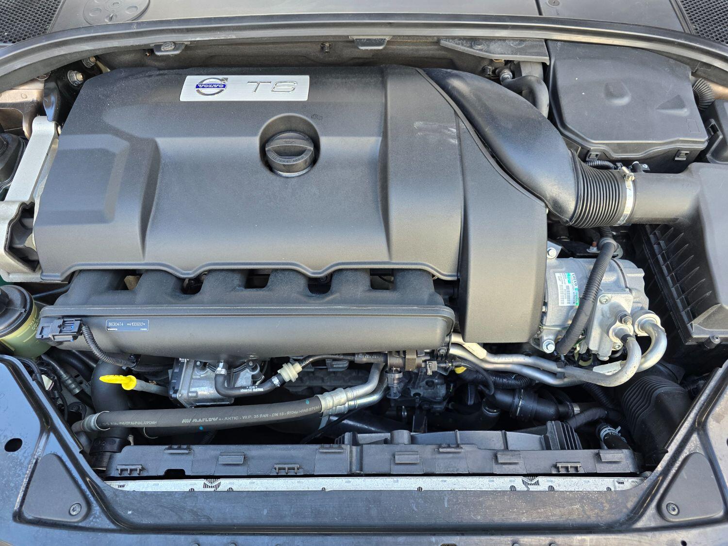 Used Volvo XC70 2013 for sale - 77694415: Photo 90