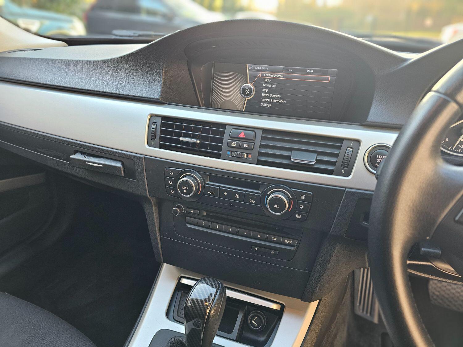 Used BMW 3 Series 2011 for sale - 77189404: Photo 11