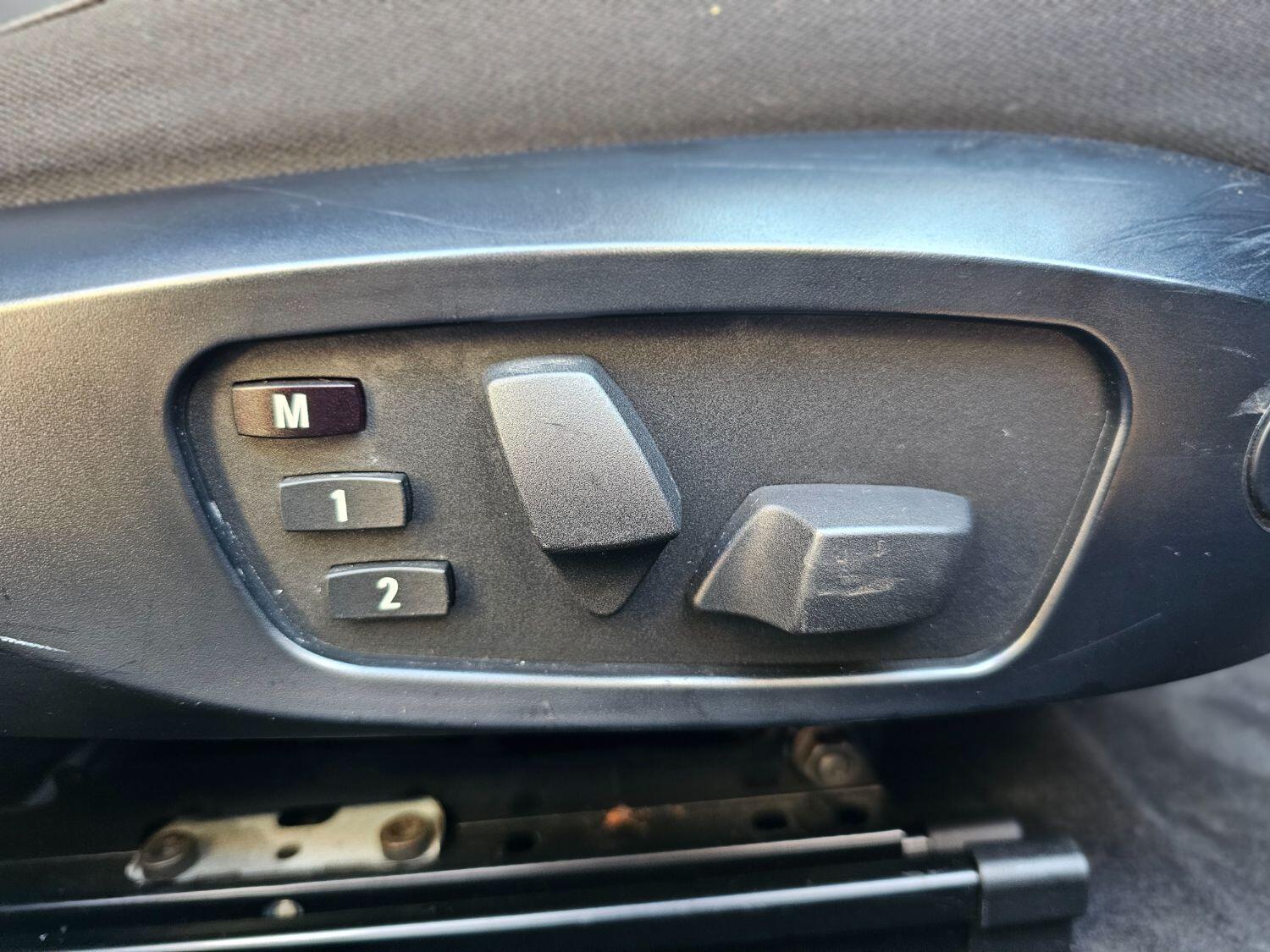 Used BMW 3 Series 2011 for sale - 77189404: Photo 14