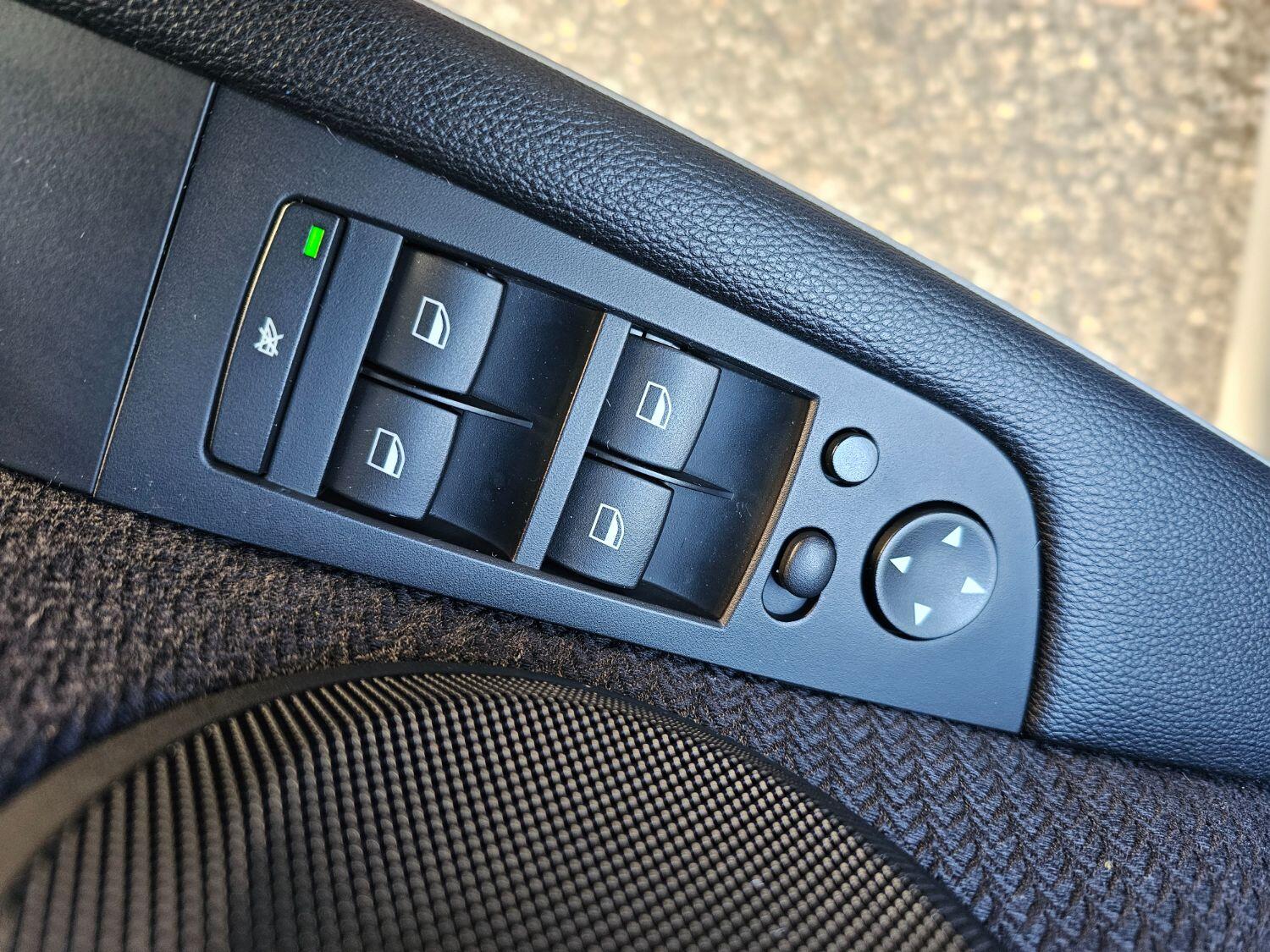 Used BMW 3 Series 2011 for sale - 77189404: Photo 15