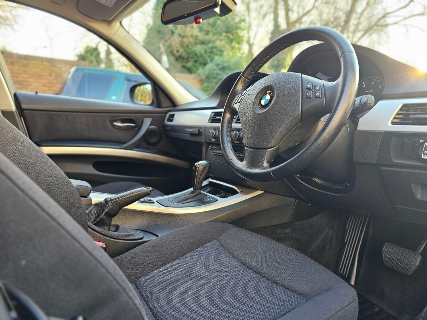 Used BMW 3 Series 2011 for sale - 77189404: Photo 16