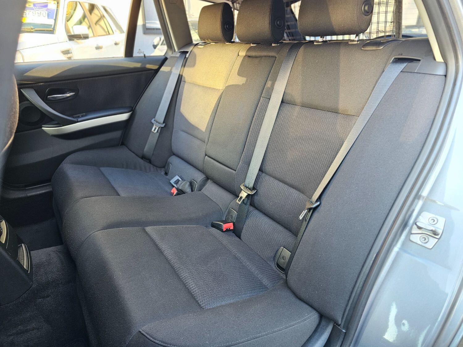 Used BMW 3 Series 2011 for sale - 77189404: Photo 23