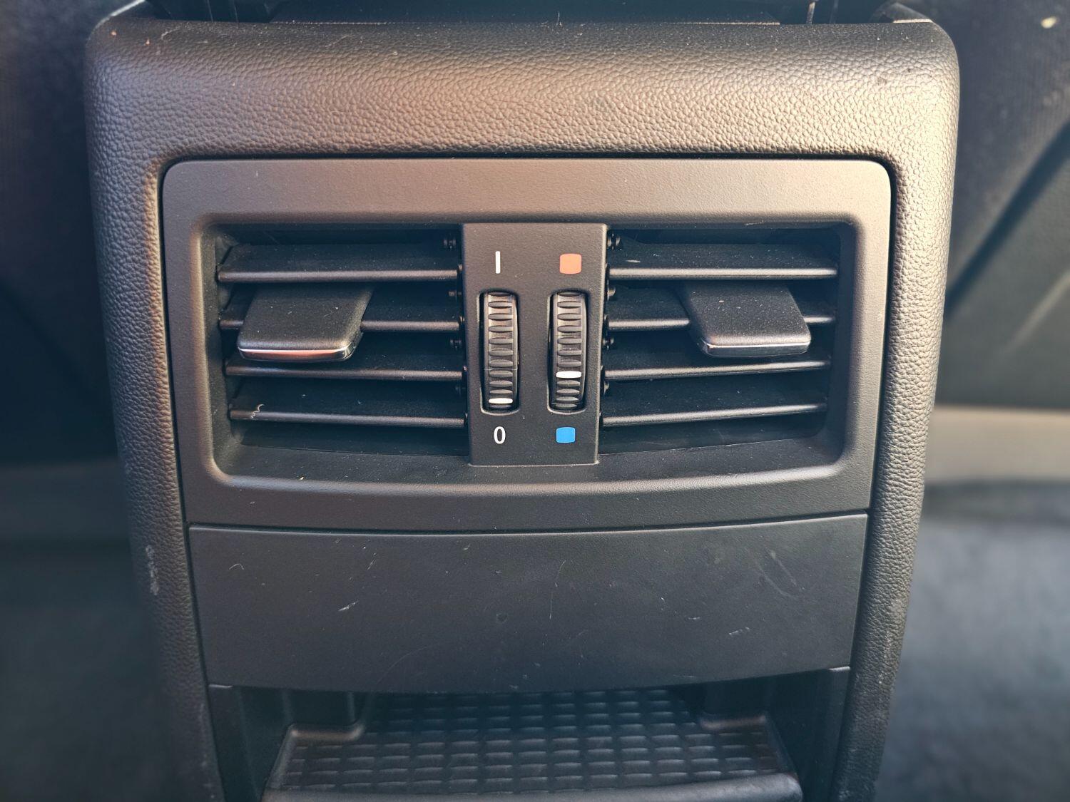 Used BMW 3 Series 2011 for sale - 77189404: Photo 28