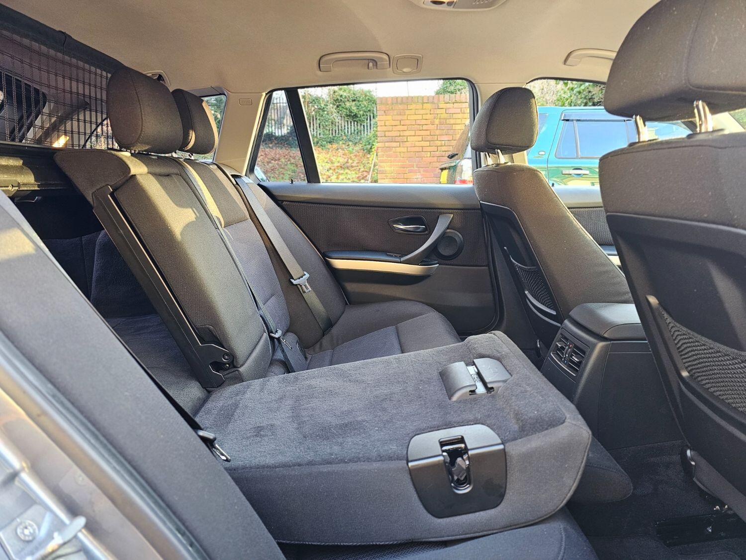 Used BMW 3 Series 2011 for sale - 77189404: Photo 29