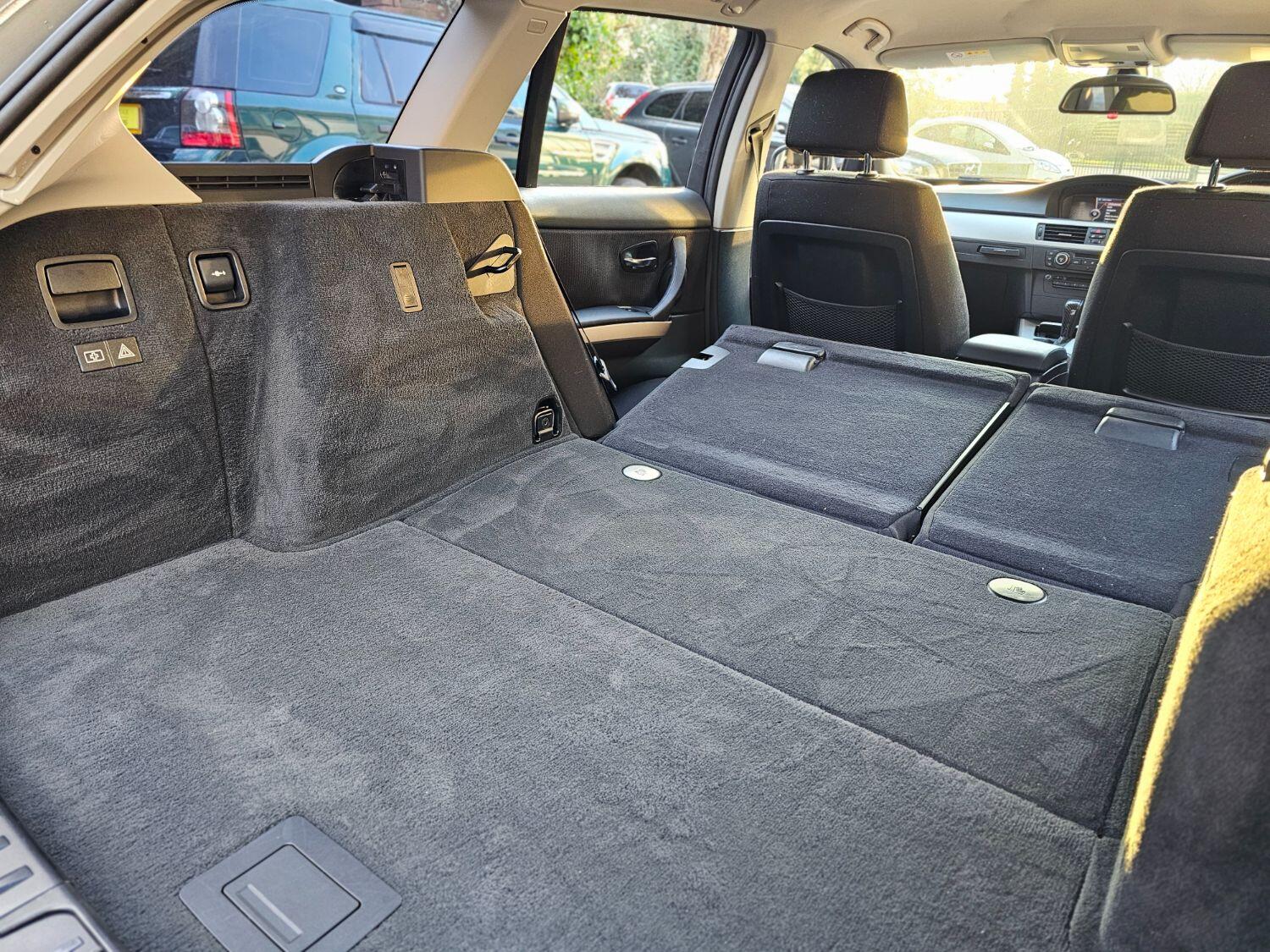 Used BMW 3 Series 2011 for sale - 77189404: Photo 31