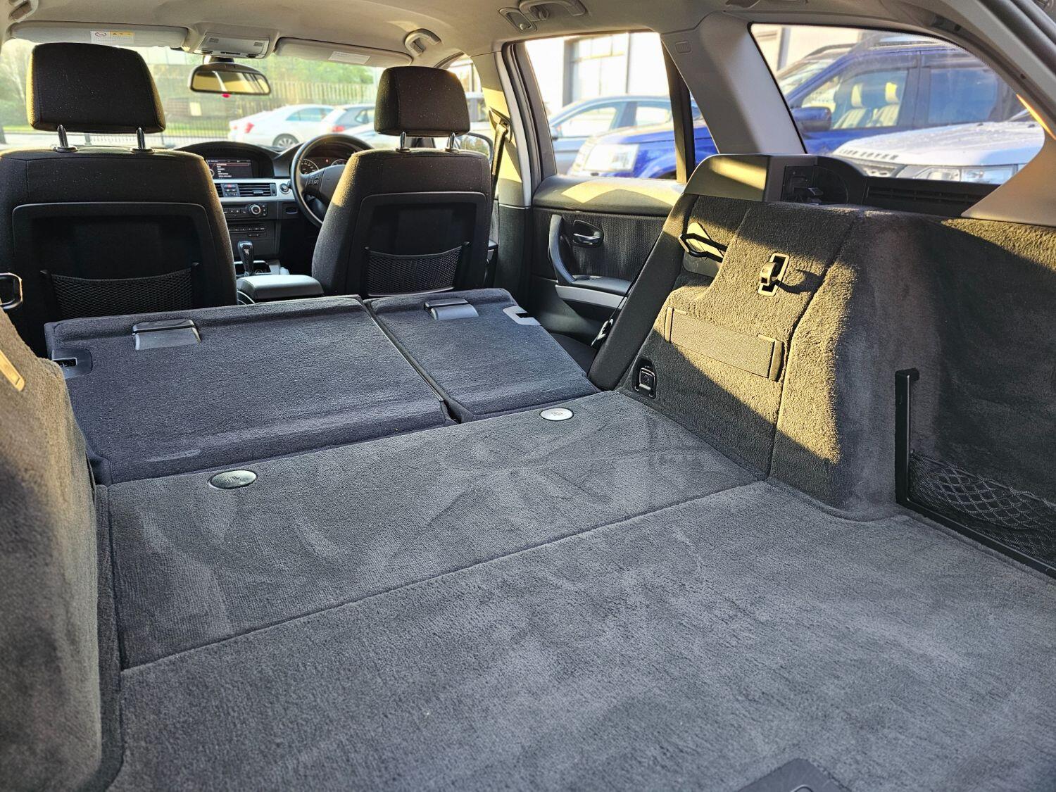 Used BMW 3 Series 2011 for sale - 77189404: Photo 32