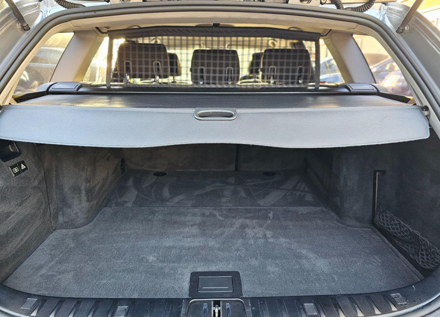 Used BMW 3 Series 2011 for sale - 77189404: Photo 36