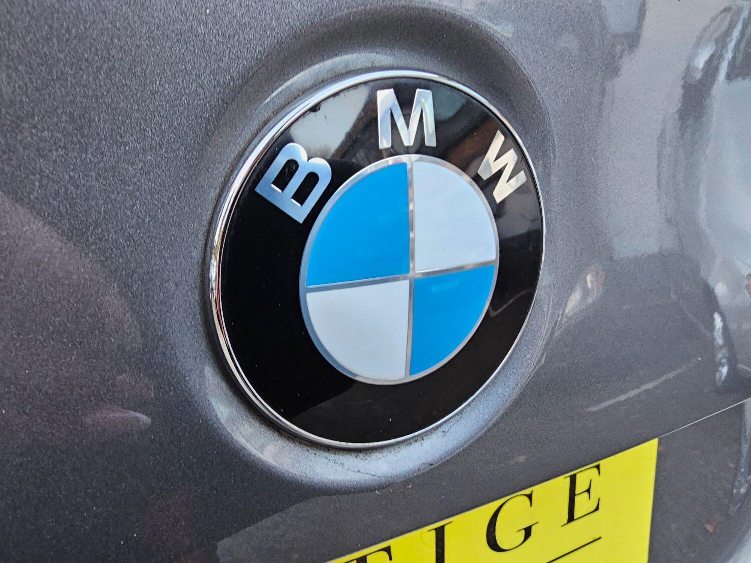 Used BMW 3 Series 2011 for sale - 77189404: Photo 47