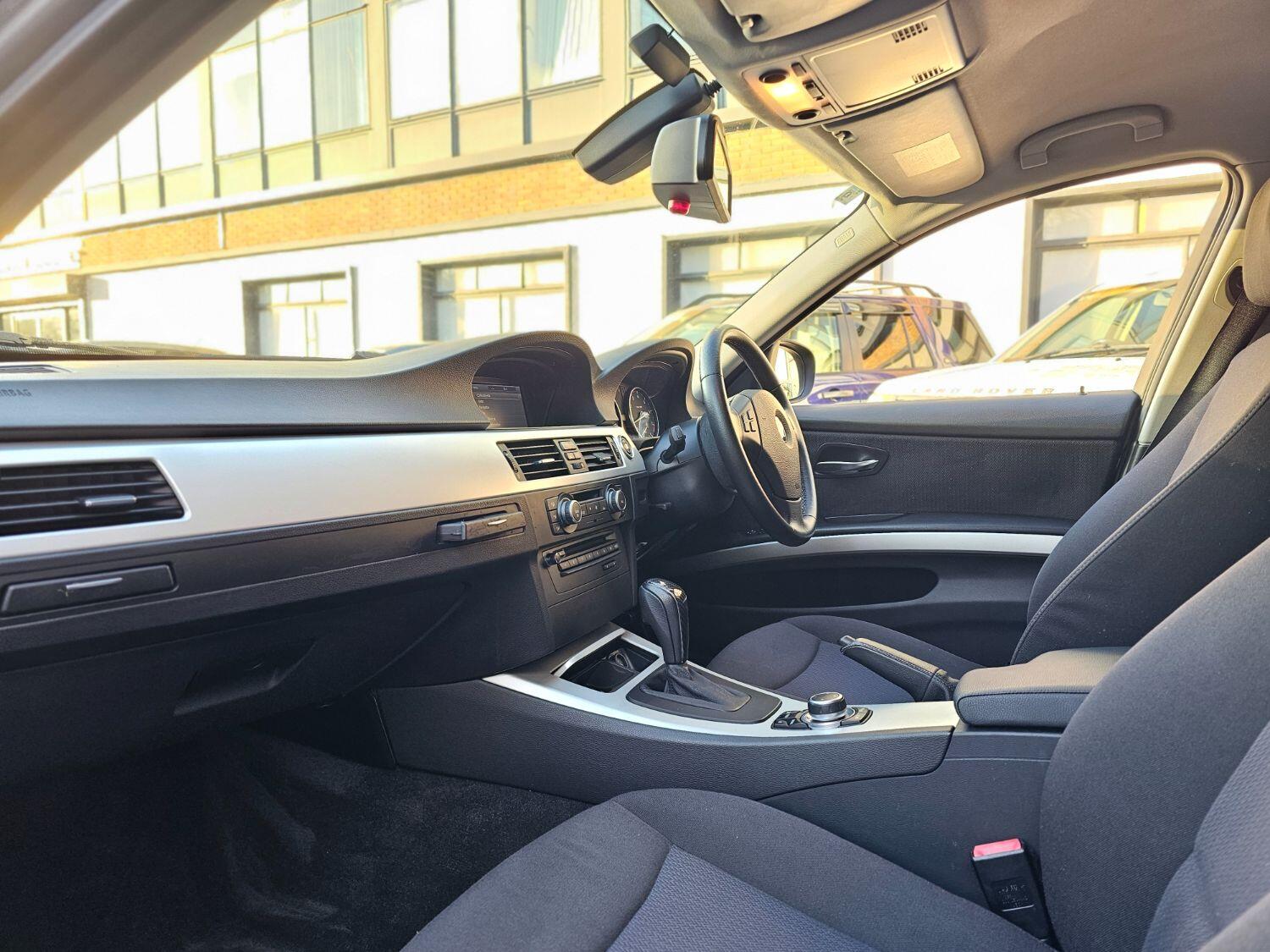 Used BMW 3 Series 2011 for sale - 77189404: Photo 68